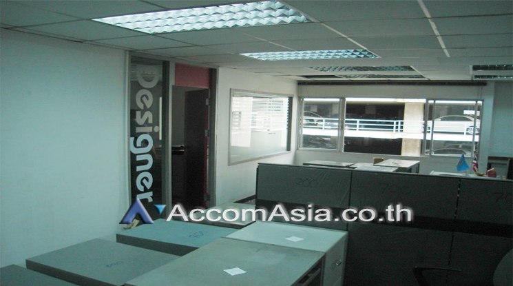 5  Office Space For Rent in Ratchadaphisek ,Bangkok MRT Ratchadaphisek AA12963